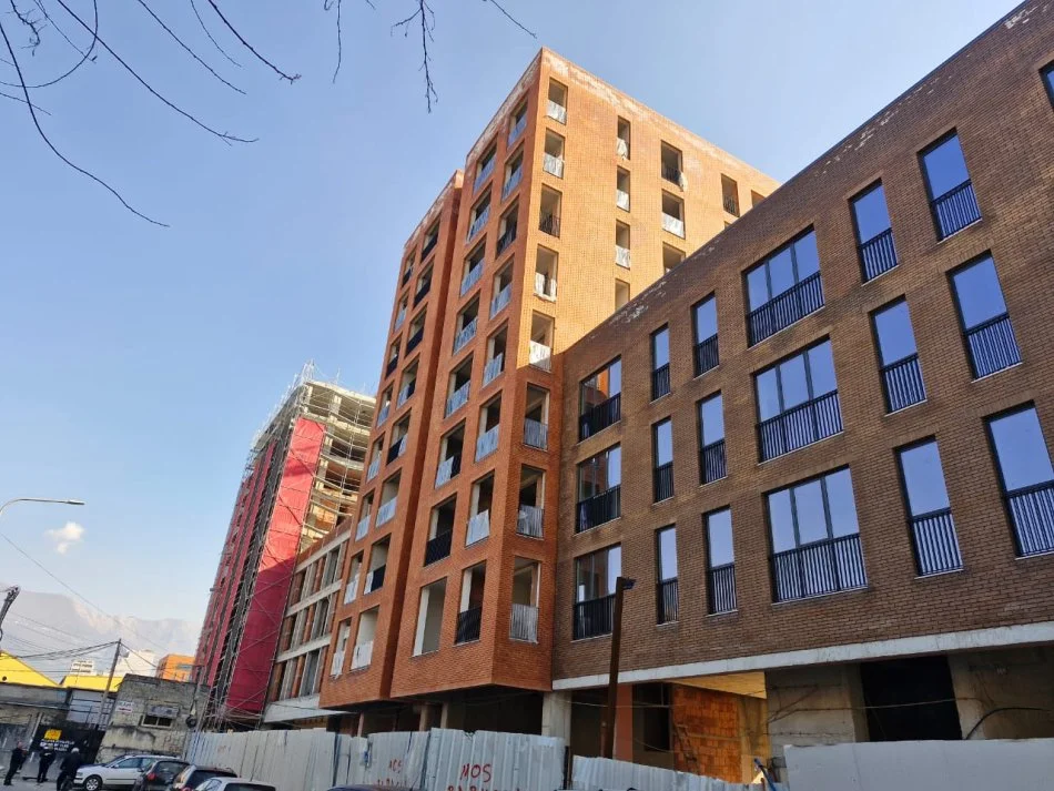 Tirane, shitet apartament Kati 6, 104 m² 155.700 € 