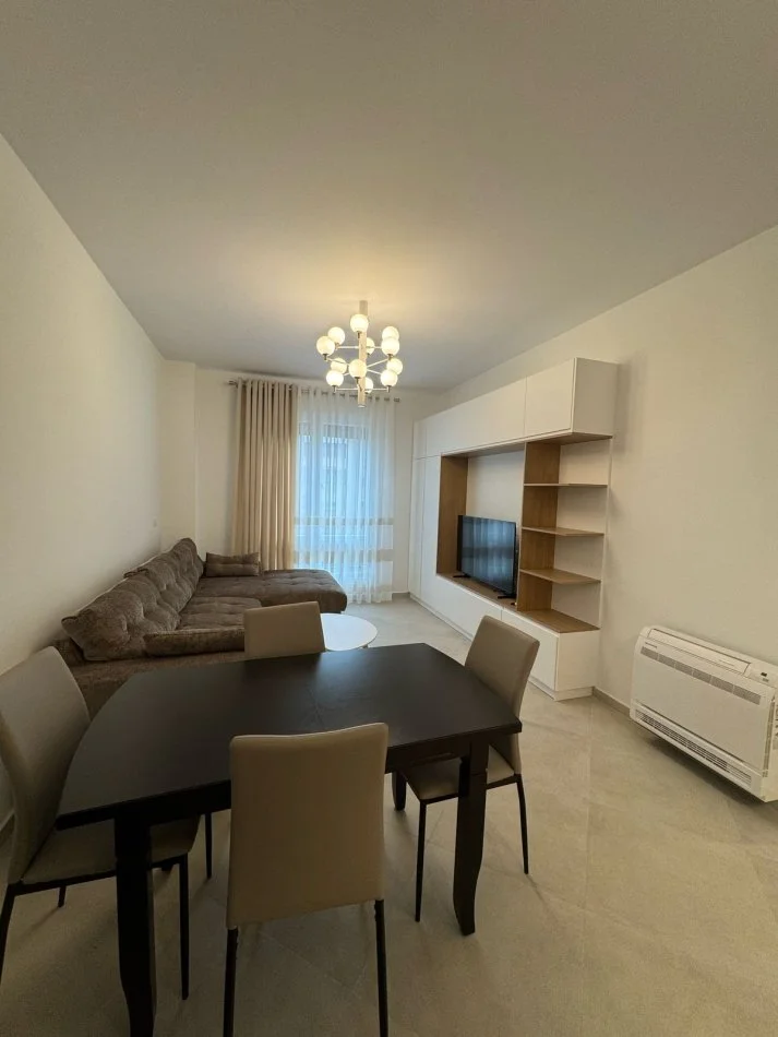Tirane, jepet me qera apartament 2+1 Kati 1, 100 m² 650 € (rruga xhamfize keko)