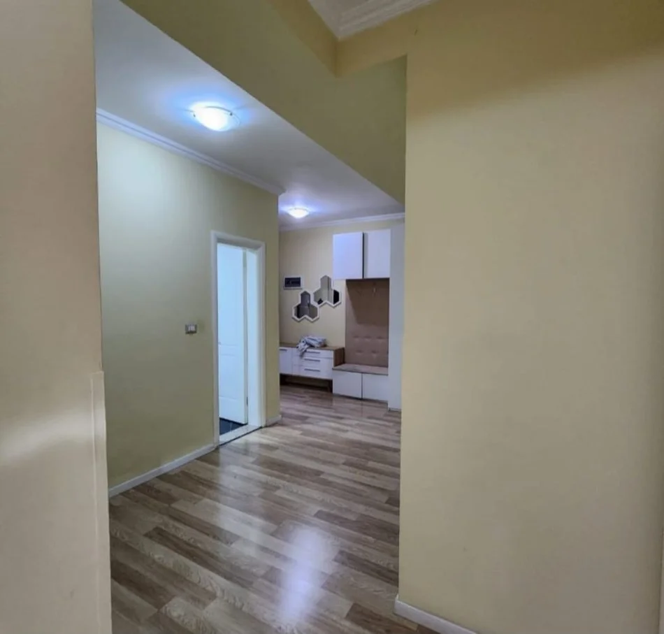 Tirane, shitet apartament 2+1 Kati 6, 100 m² 320.000 € (Blloku)