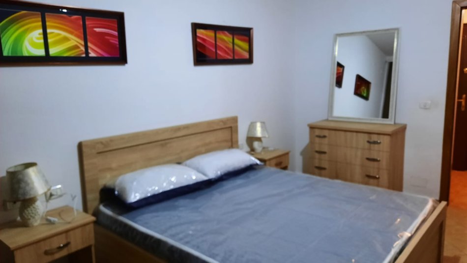 Tirane, shitet apartament 1+1+Ballkon Kati 4, 66 m² 110.000 € (Rruga 5 Maj, Përball Shkollës Tirana Jonë)