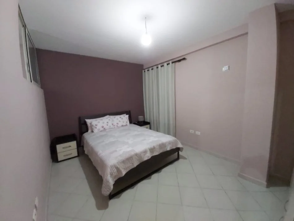 Tirane, jap me qera apartament 2+1 Kati 7, 75 m² 450 € (Rr. Mikel Maruli)