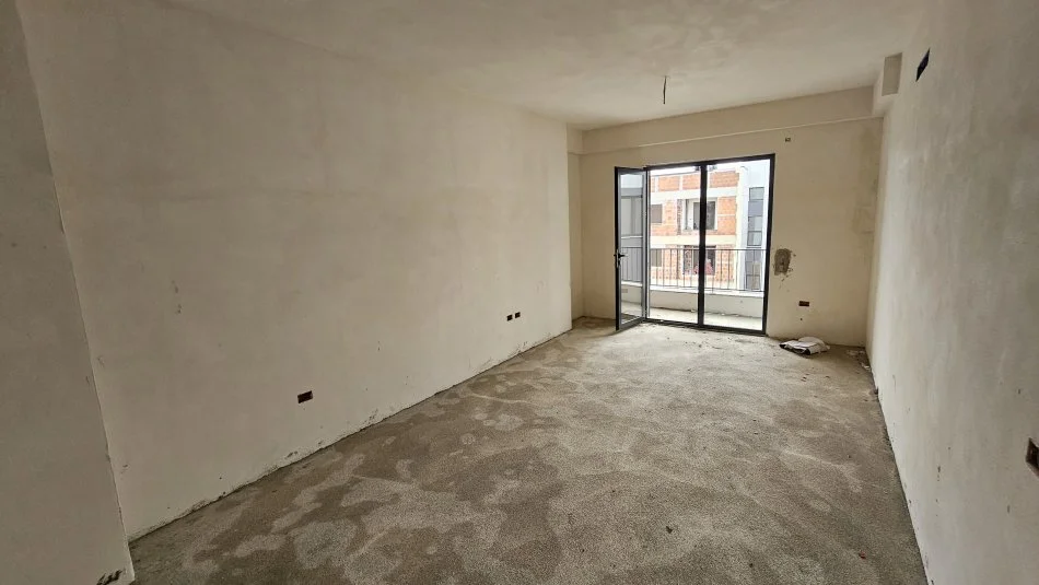 Tirane, shitet apartament 1+1 Kati 10, 64 m² 83.500 € (Astir)