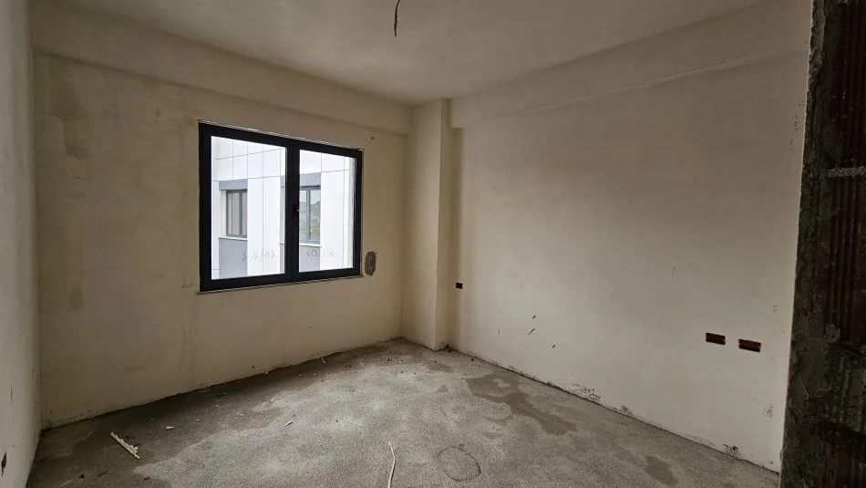 Tirane, shitet apartament 1+1 Kati 10, 64 m² 83.500 € (Astir)