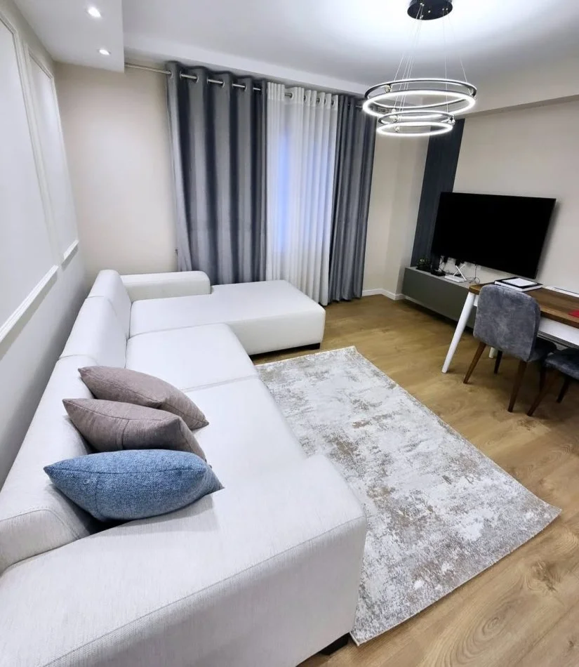 Tirane, shitet 1+1 Kati 4, 63 m² 173.000 € (Blloku)
