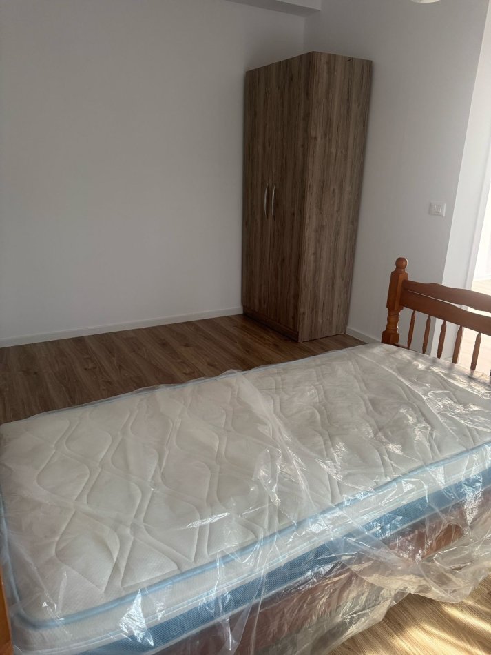 Tirane, jepet me qera Vile 2+1 Kati 1, 90 m² 350 € (Rruga Neco Muka)