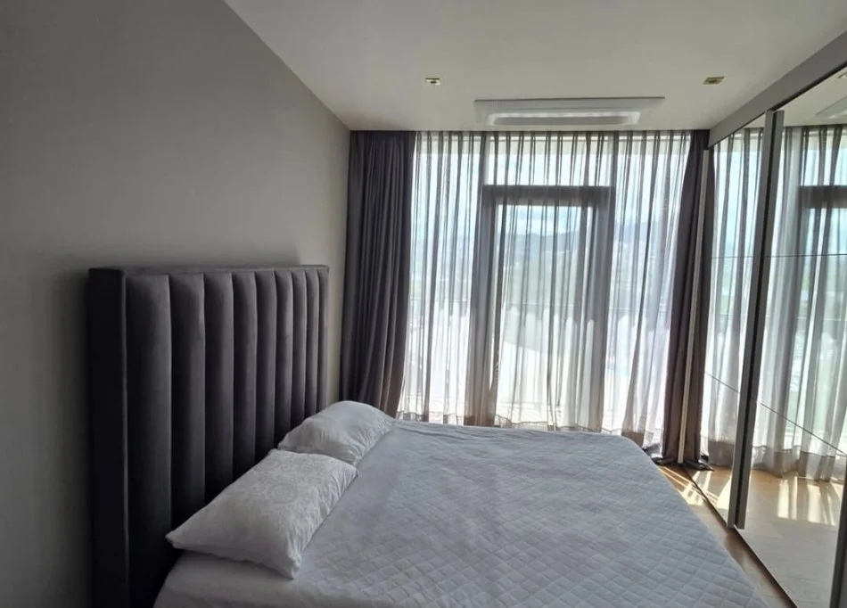 Durres, jepet me qera apartament 3+1 Kati 8, 150 m² 1.500 € (Rruga kosovarve)