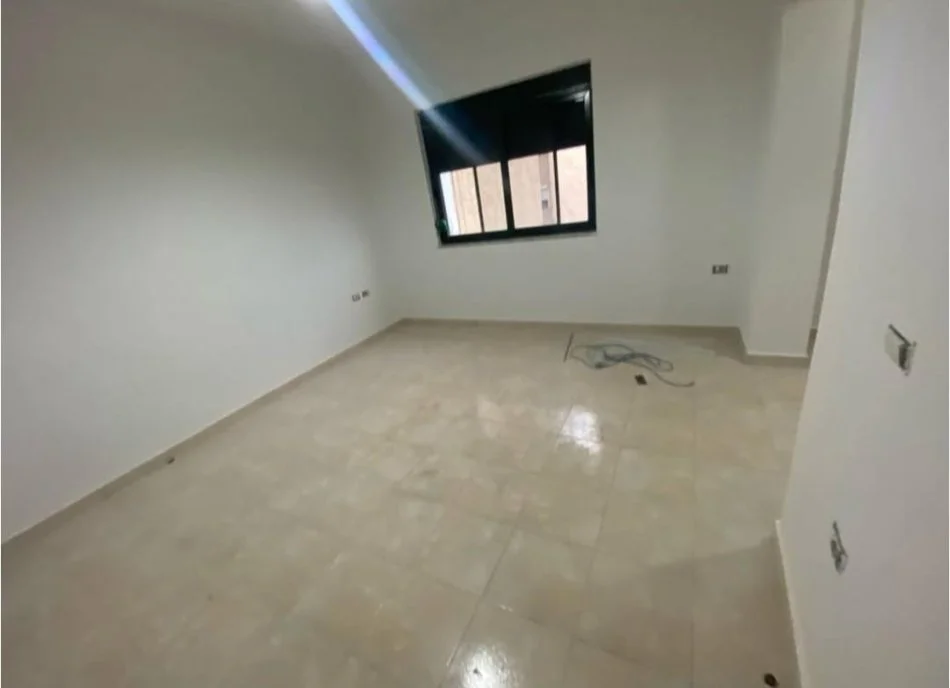 Tirane, shitet 1+1 Kati 4, 56 m² 103.000 € (Brryli)