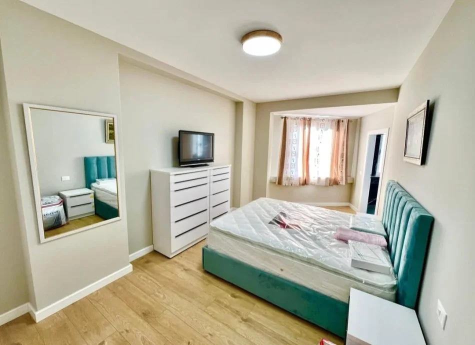 Tirane, jepet me qera apartament 2+1 Kati 9, 125 m² 850 € (Shkolla baletit)
