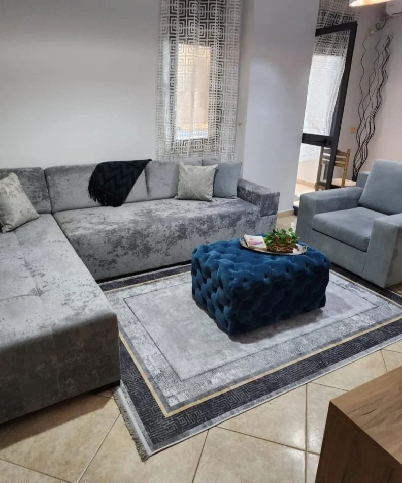 Tirane, jepet me qera apartament 1+1 Kati 11, 70 m² 550 € (9 katshet)
