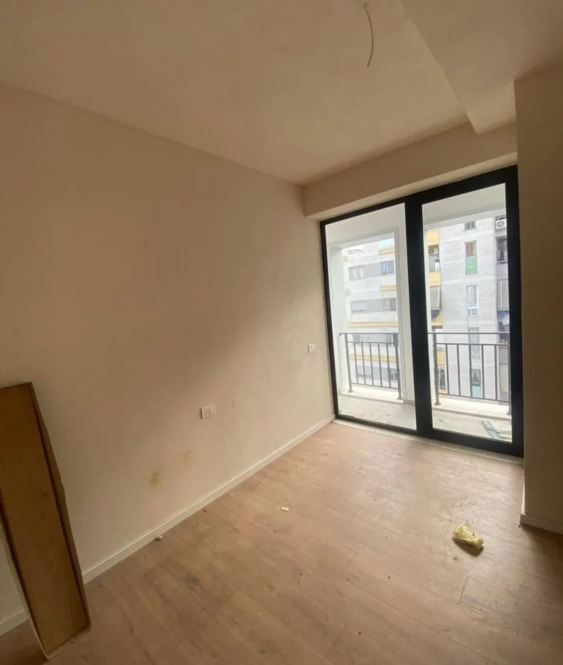 Tirane, shitet apartament 2+1 Kati 5, 114 m² 150.000 € (Astir)