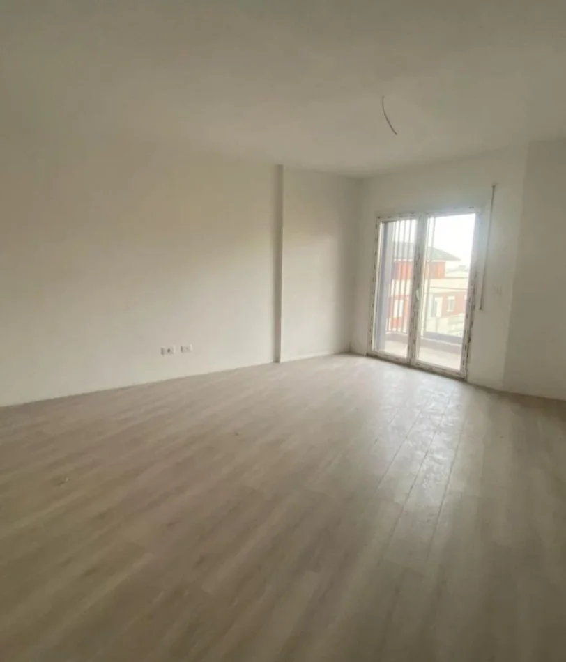 Tirane, shitet apartament 2+1 Kati 5, 114 m² 150.000 € (Astir)