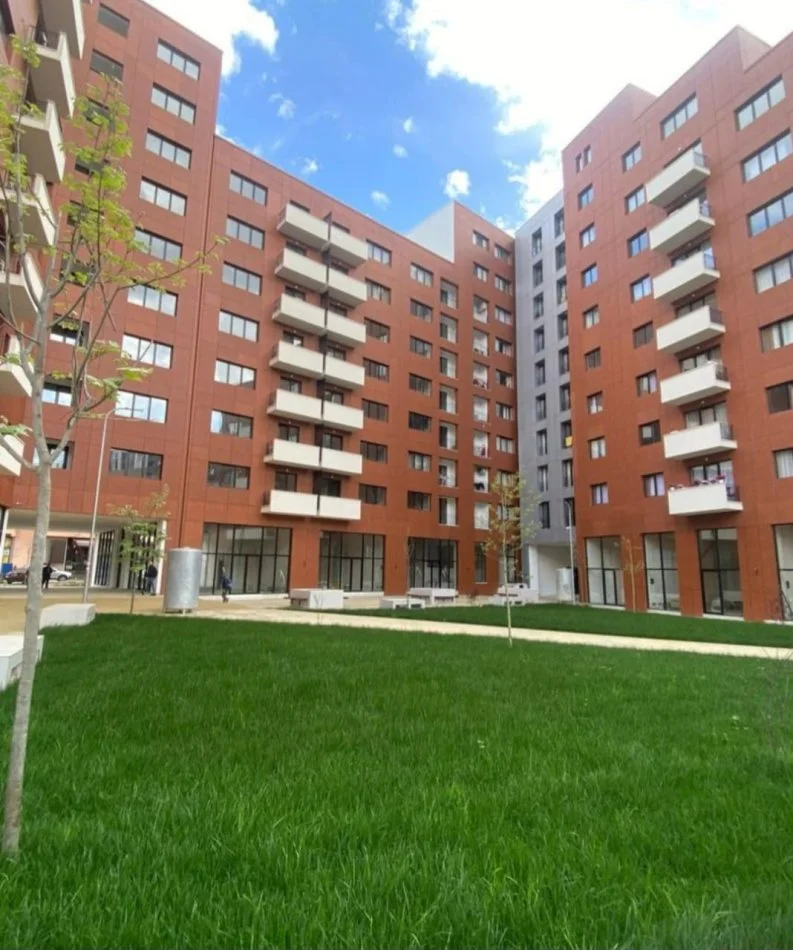 Tirane, shitet apartament 2+1 Kati 5, 114 m² 150.000 € (Astir)