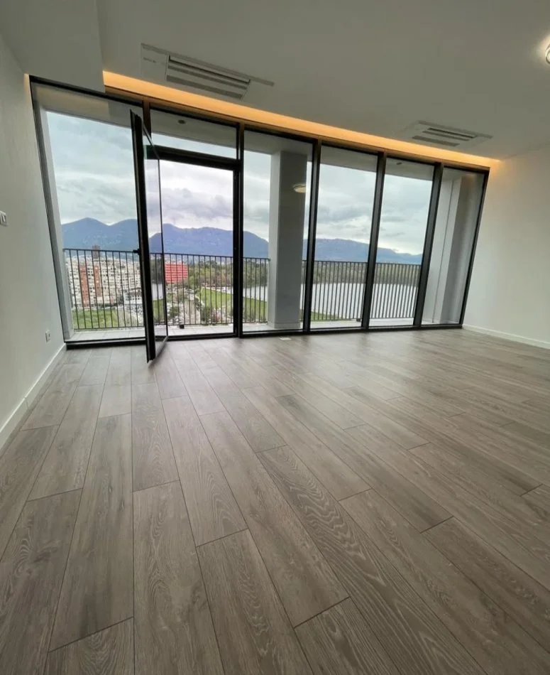 Tirane, jepet me qera apartament 2+1+Ballkon Kati 9, 124 m² 1.300 € (Lake vew)