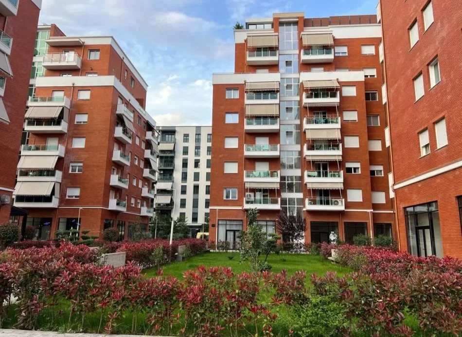 Tirane, shitet apartament 2+1 Kati 4, 105 m² (Astir)