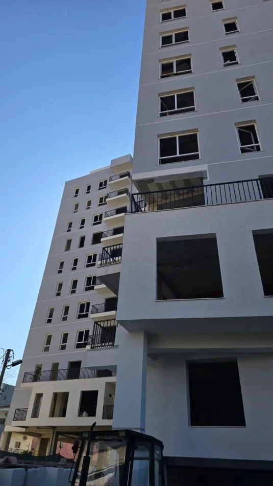 Tirane, shitet 2+1+Ballkon Kati 7, 153.000 € (Selaudin Zorba)