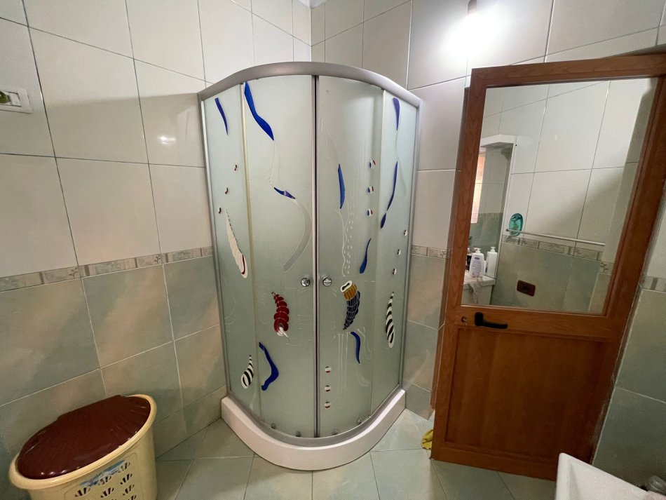 Tirane, jepet me qera 2+1+Ballkon Kati 3, 135 m² 399 € (Dalip Topi)