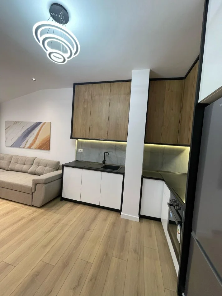 Tirane, shitet apartament 1+1 , 54 m² 89.000 €