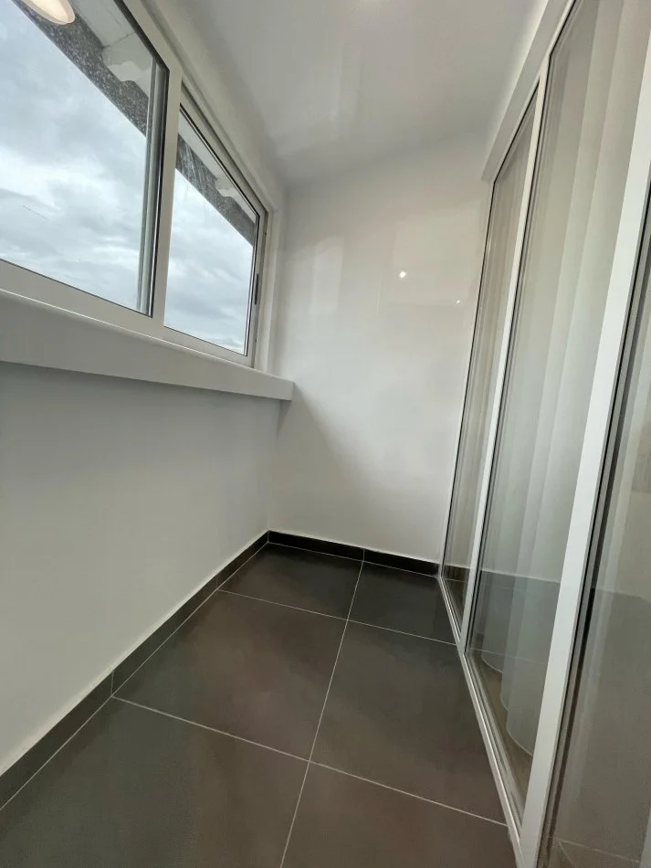 Tirane, shitet apartament 1+1 , 54 m² 89.000 €