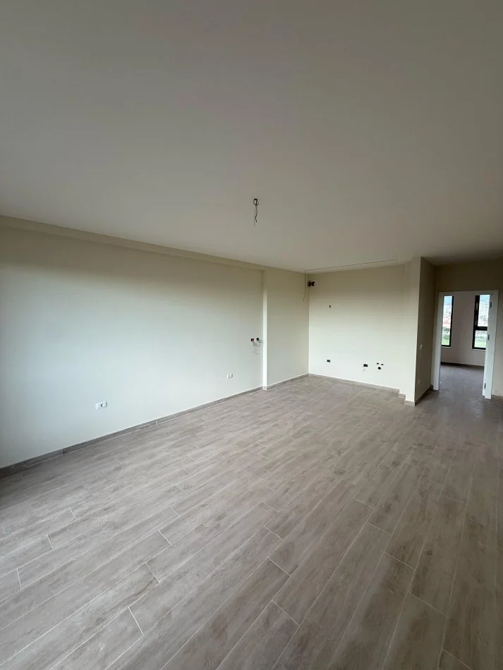Tirane, shitet apartament 3+1+Aneks+Ballkon Kati 9, 134 m² 250.000 € (Bulevardi i Ri)