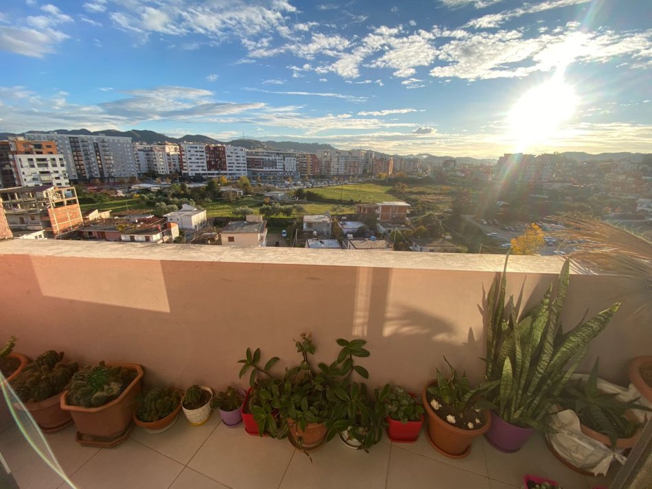 Tirane, shes apartament 2+1 , 112 m² 145.000 € (Teodor keko)