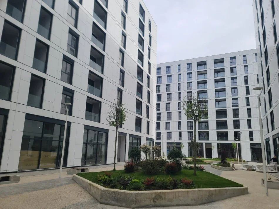 Tirane, shitet apartament duplex 3+1+Ballkon , 128 m² 178.000 € (Casa italia)