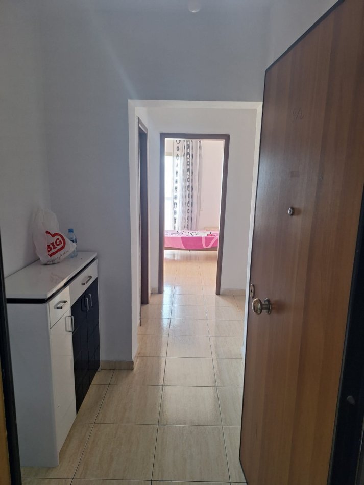 Tirane, jepet me qera apartament 2+1+Ballkon Kati 5, 108 m² 55.000 € (Bulevardi Zogu I pare)