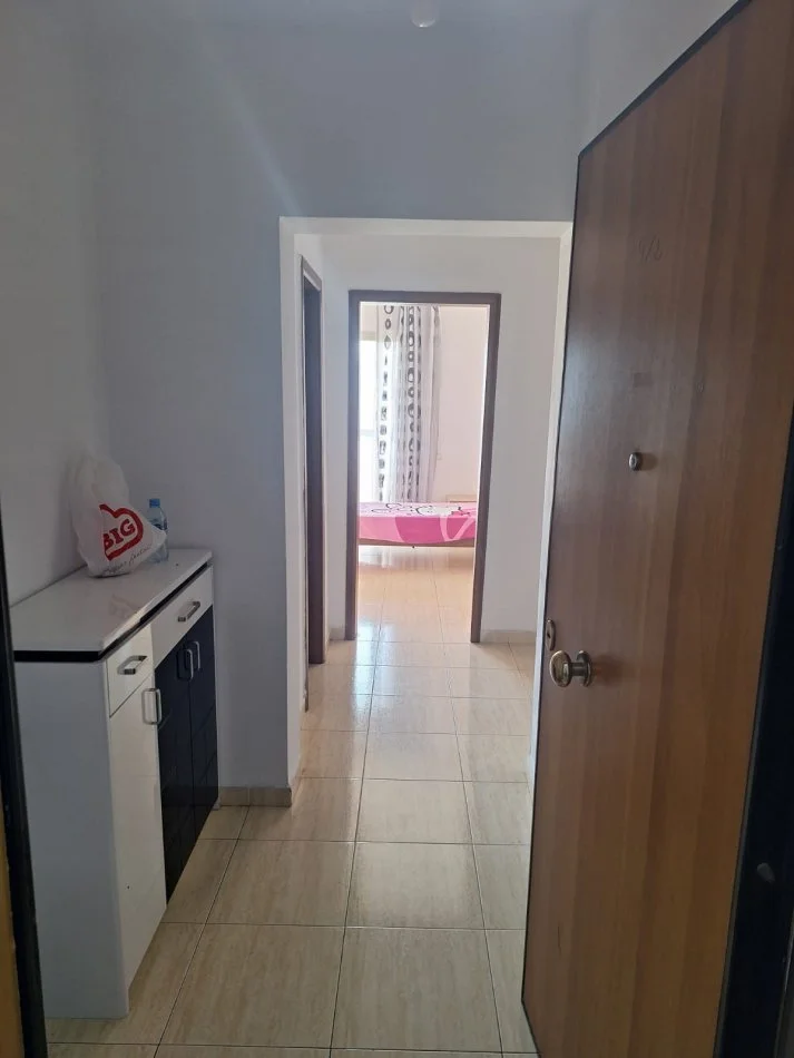Tirane, jepet me qera apartament 2+1+Ballkon Kati 5, 108 m² 55.000 € (Bulevardi Zogu I pare)