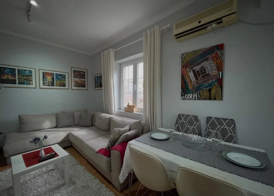 Tirane, jap me qera apartament 2+1 Kati 3, 90 m² 650 € (21 dhjetori)