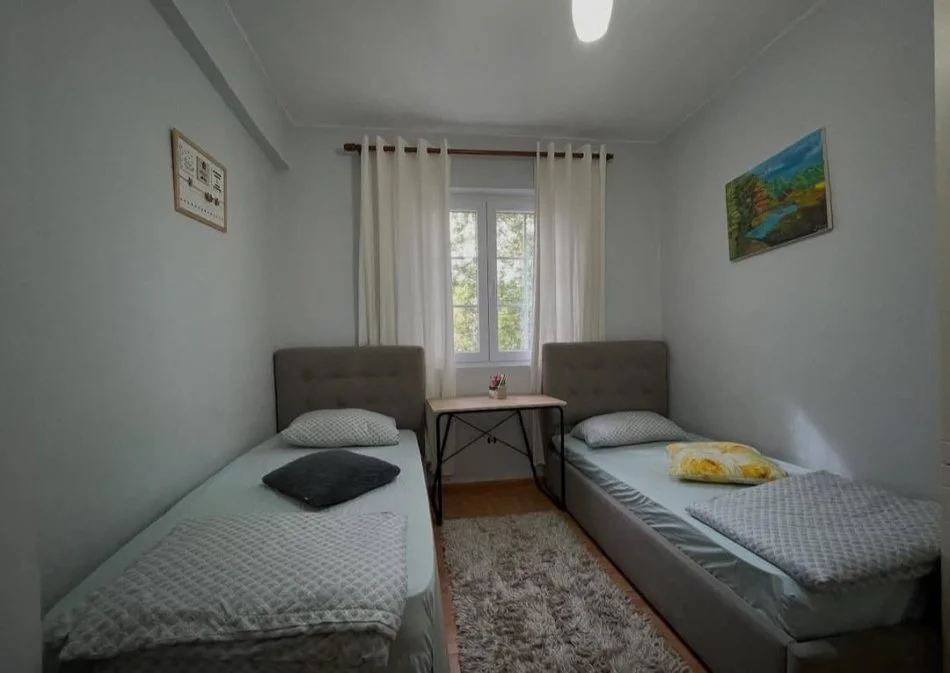 Tirane, jap me qera apartament 2+1 Kati 3, 90 m² 650 € (21 dhjetori)