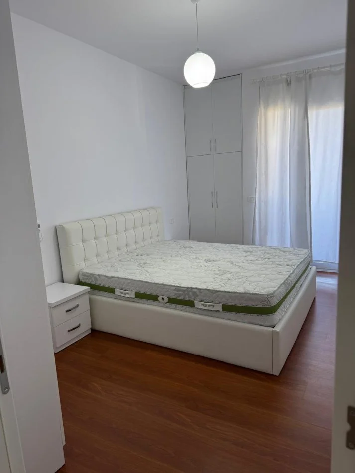 Tirane, jepet me qera apartament 2+1 Kati 9, 80 m² 600 € (Ndre mjeda)