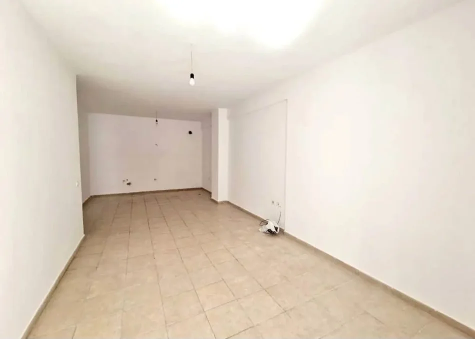 Tirane, shitet apartament 2+1 Kati 4, 91 m² 113.000 € (Yzberisht)