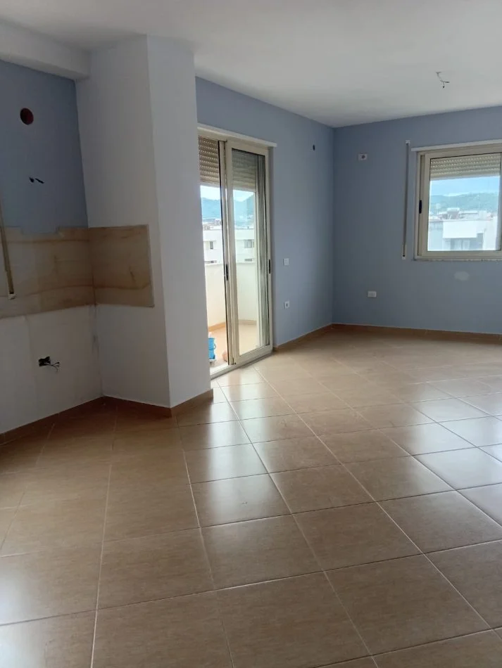 Tirane, jepet me qera apartament 2+1+Ballkon Kati 8, 1 m² (Teodor Keko,Astir)