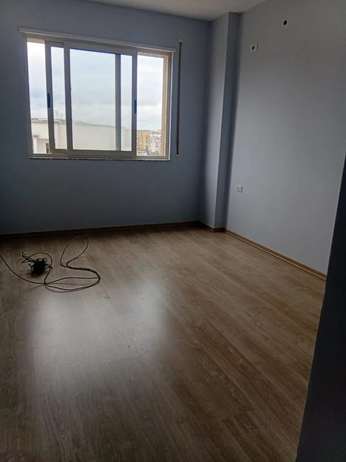 Tirane, jepet me qera apartament 2+1+Ballkon Kati 8, 1 m² (Teodor Keko,Astir)
