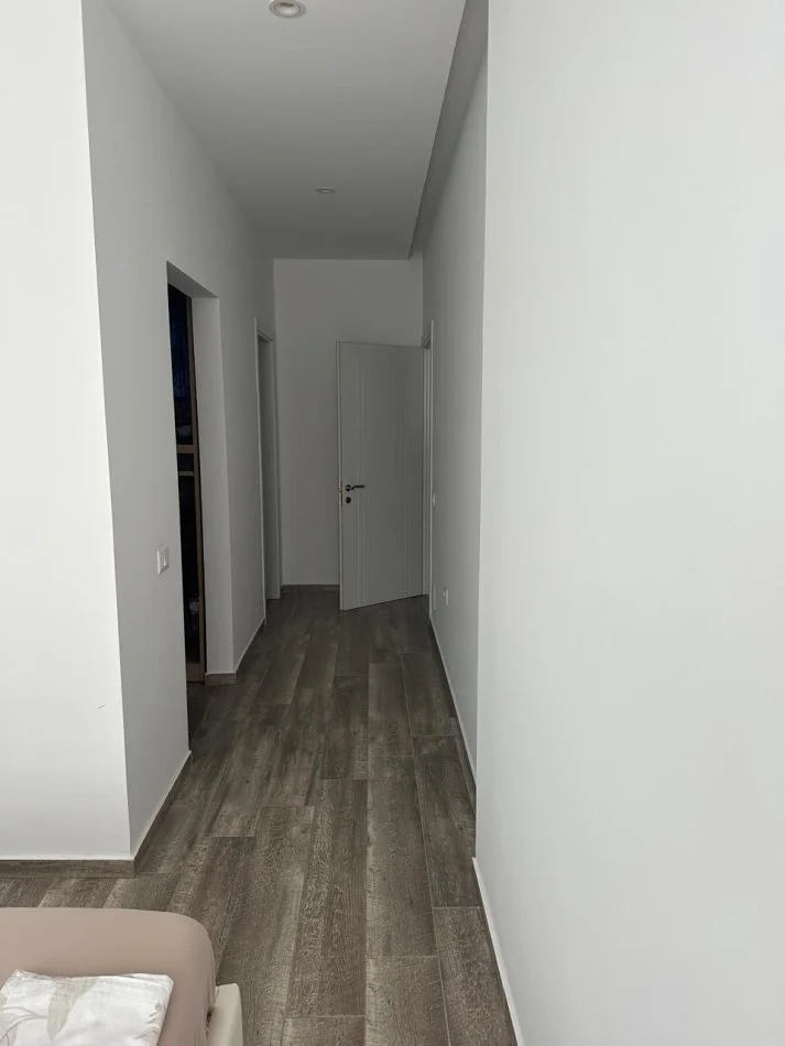 🟡APARTAMENT  2+1  550 € (Liqeni i Thate)