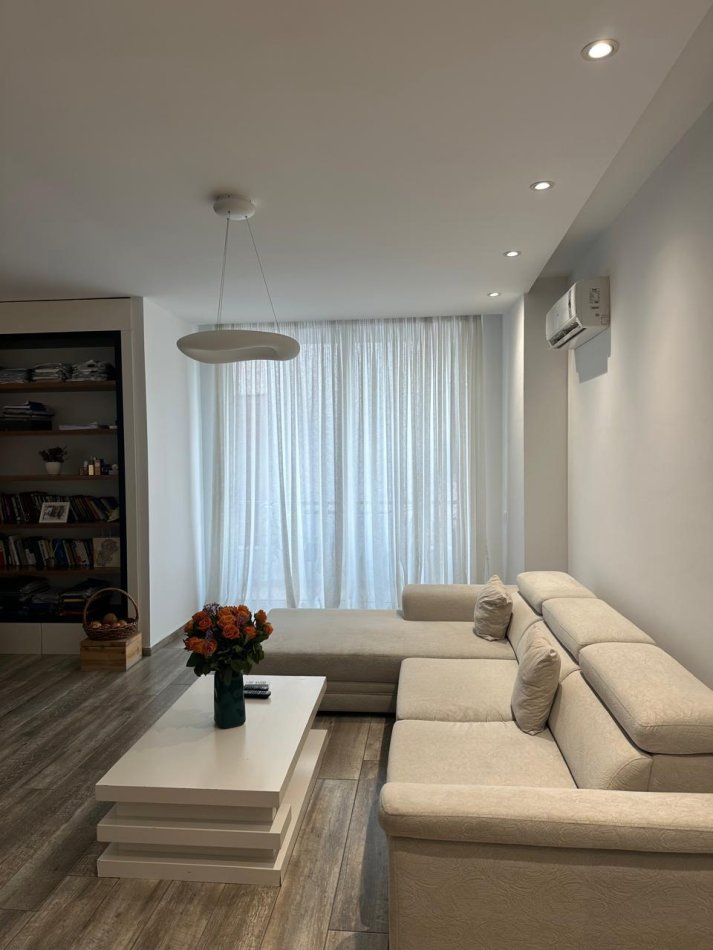 🟡APARTAMENT  2+1  550 € (Liqeni i Thate)