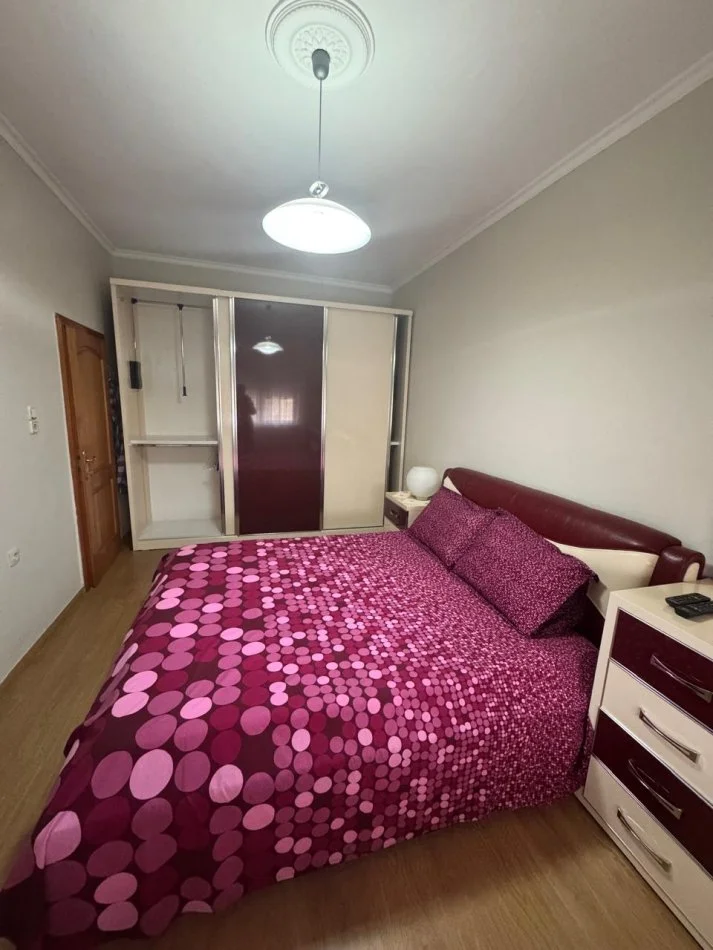 Tirane, jepet me qera apartament 2+1 Kati 5, 75 m² 600 € (Don bosko)