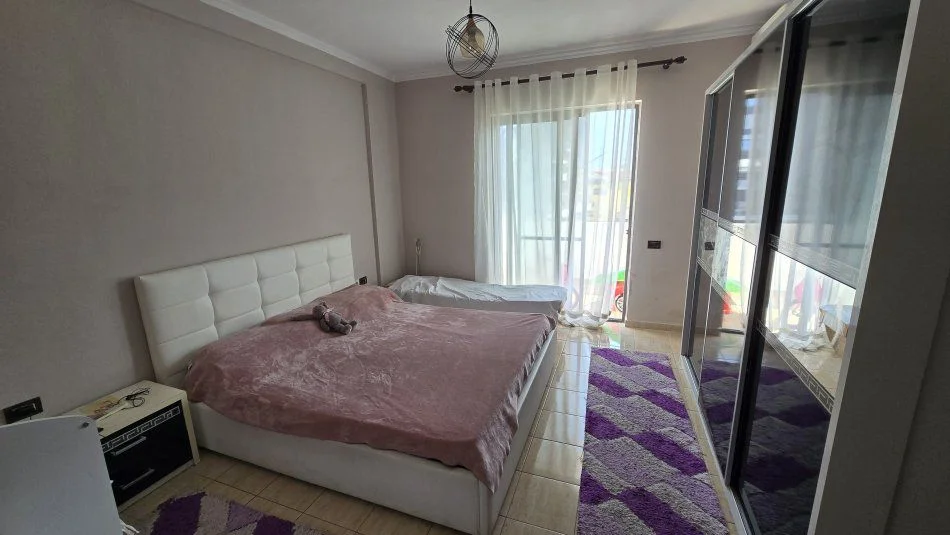 Tirane, jepet me qera apartament 1+1 Kati 6, 65 m² 500 € (Rruga e dibres)