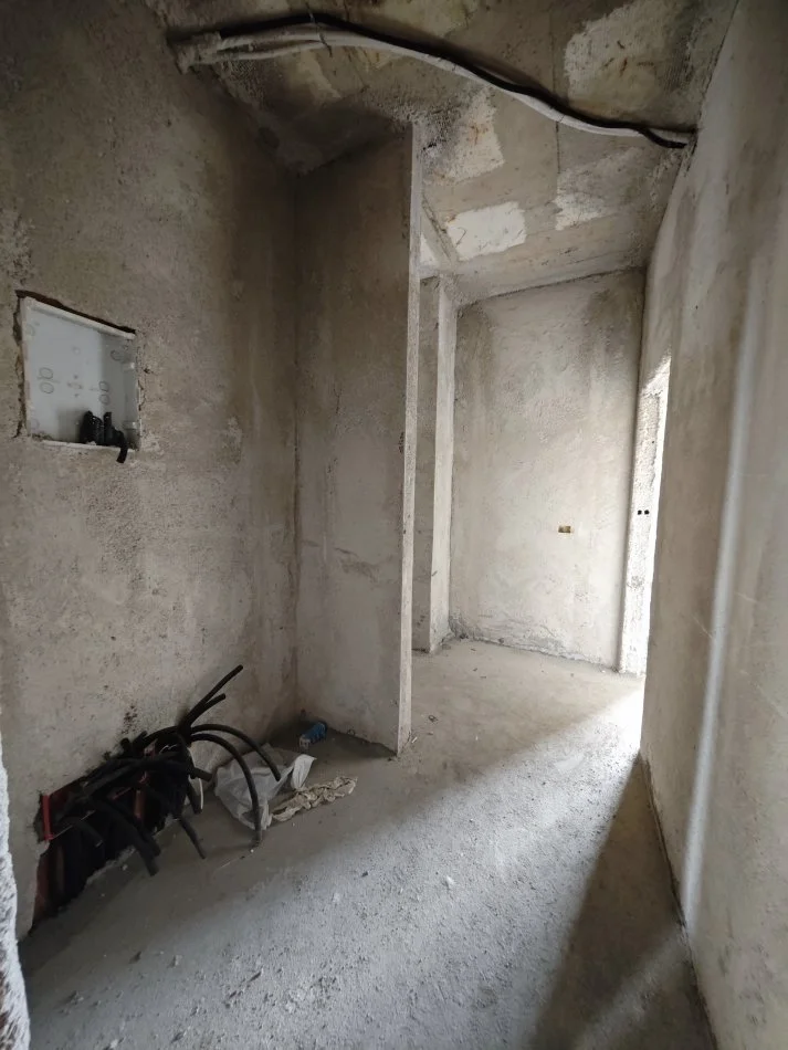 Tirane, shitet apartament 1+1 Kati 8, 101 m² 167.000 € (Fusha aviacionit)