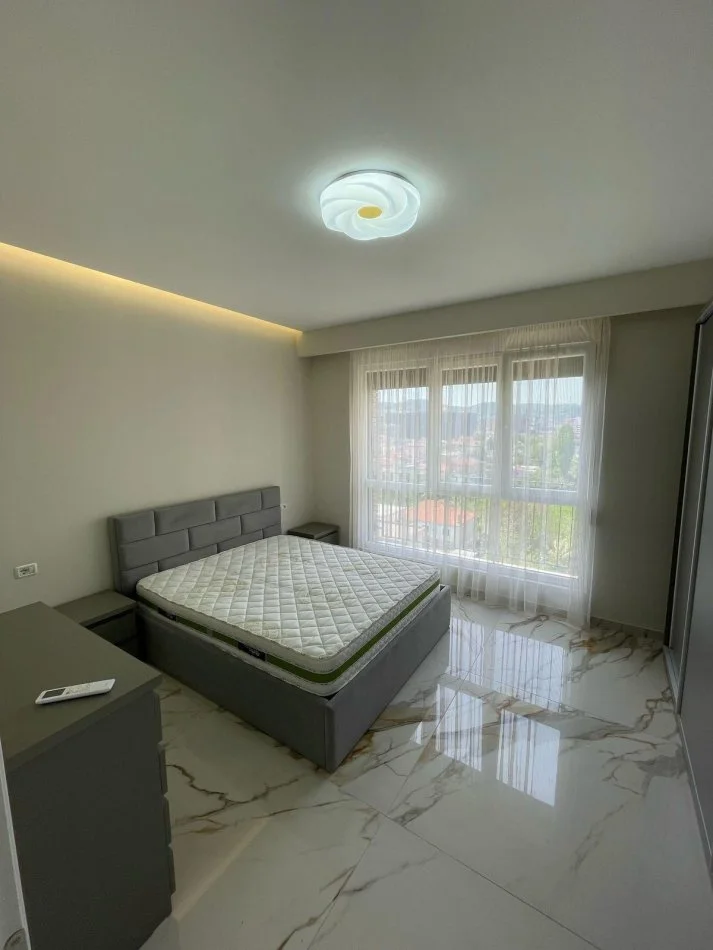 Tirane, jepet me qera apartament 1+1 Kati 6, 70 m² 520 € (Fusha aviacionit)