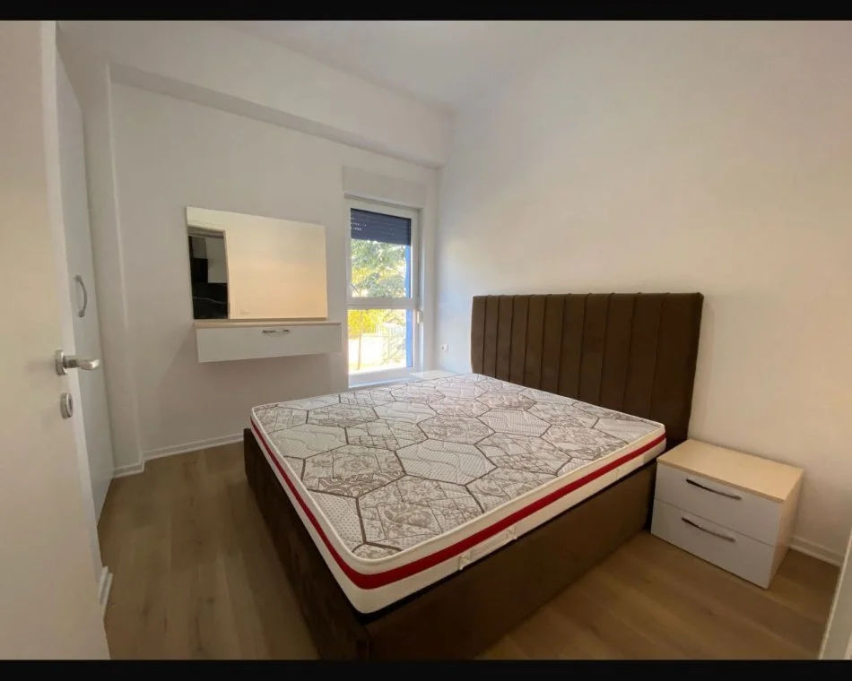 Tirane, shitet apartament 2+1 Kati 1, 74 m² 115.000 € (Ali Demi)
