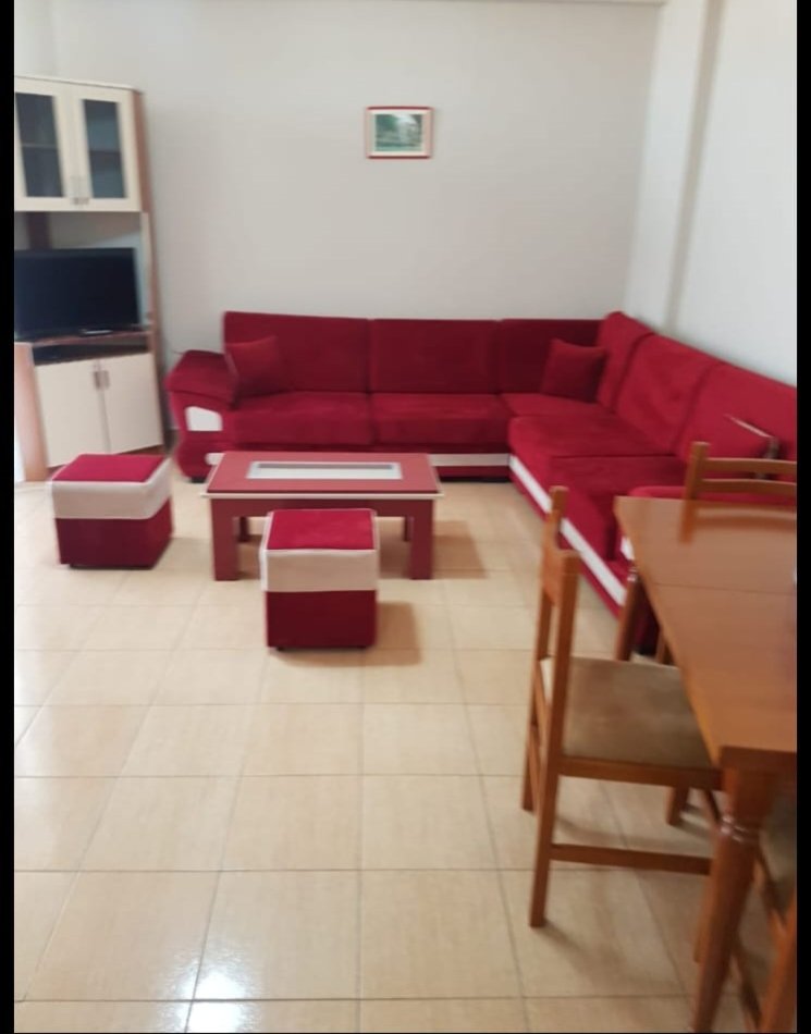 Tirane, jepet me qera apartament 1+1 Kati 5, 60 m² 400 € (Astir)