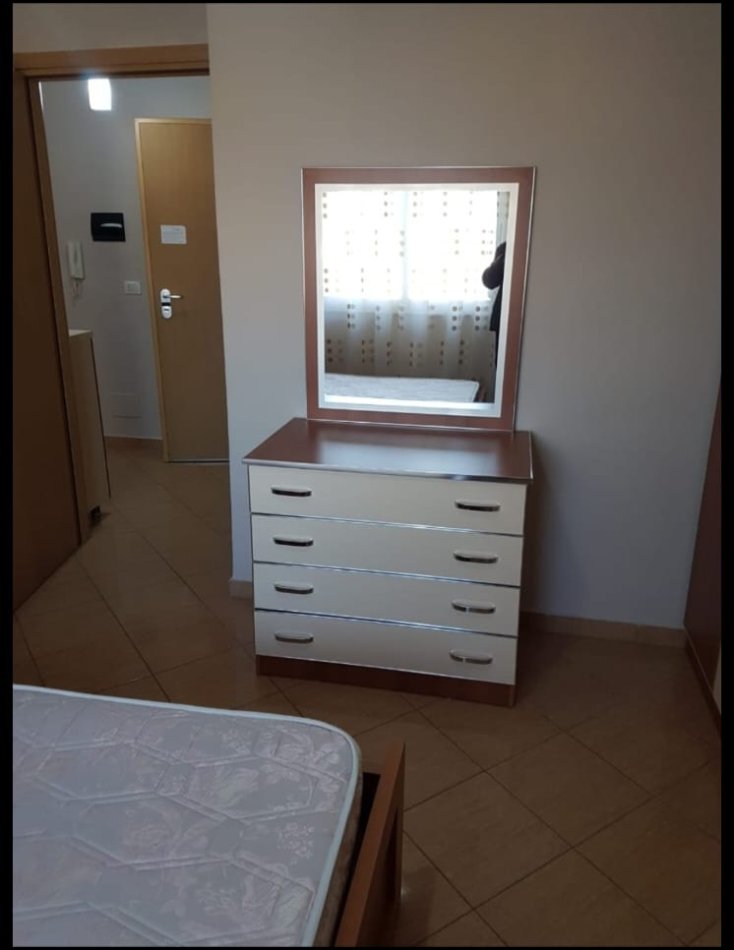 Tirane, jepet me qera apartament 1+1 Kati 5, 60 m² 400 € (Astir)