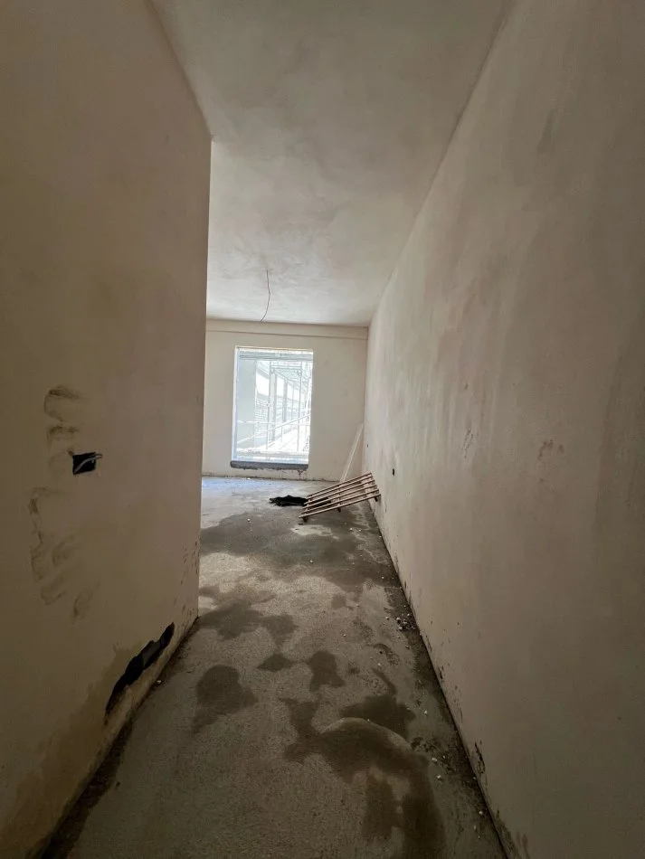 Tirane, shitet apartament 2+1+Ballkon Kati 4, 103 m² 113.000 € (Rruga Lidhja Prizerenit)