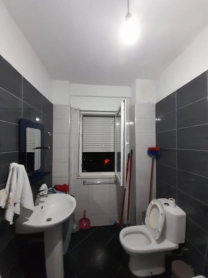 Tirane, jepet me qera apartament 1+1 Kati 3, 51 m² (Astir)