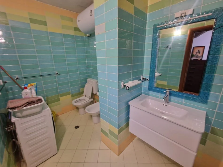 Tirane, shitet apartament 2+1 Kati 7, 114 m² (Abdyl frasheri)