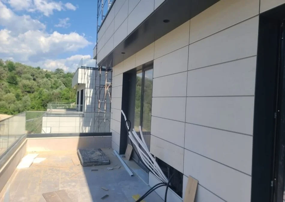 Tirane, shitet apartament 2+1 Kati 2, 104 m² 190.000 € (Liqeni i thate)