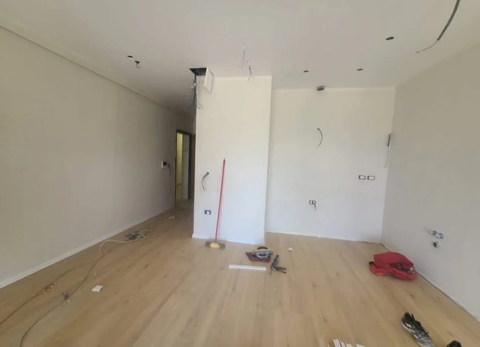 Tirane, shitet apartament 2+1 Kati 2, 104 m² 190.000 € (Liqeni i thate)