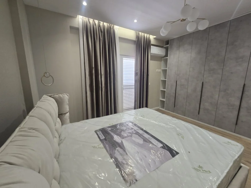 jepet me qera apartament Kati 1, 120 m² 1.000 €