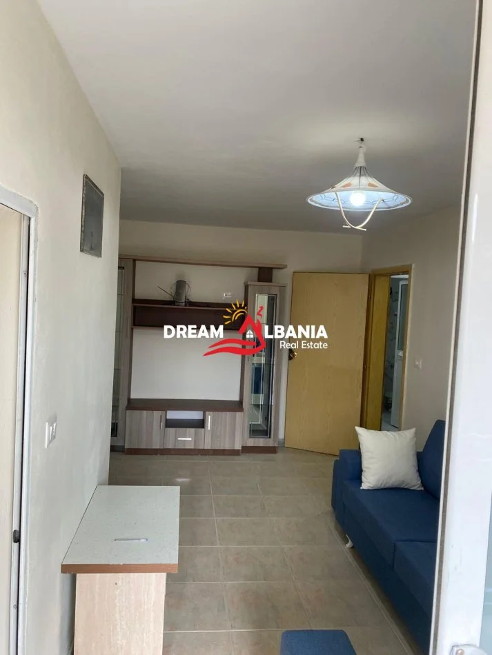 Tirane, jepet me qera apartament 1+1 Tek Rruga e Barrikadave, 55 m² 550€