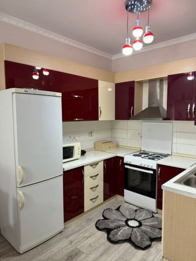 Tirane, jepet me qera apartament 1+1+Aneks+Ballkon Kati 5, 74 m² 550 € (Rruga Don Bosko)